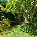 De Charme Le Cocon Semesterbostad Civrac-de-Blaye